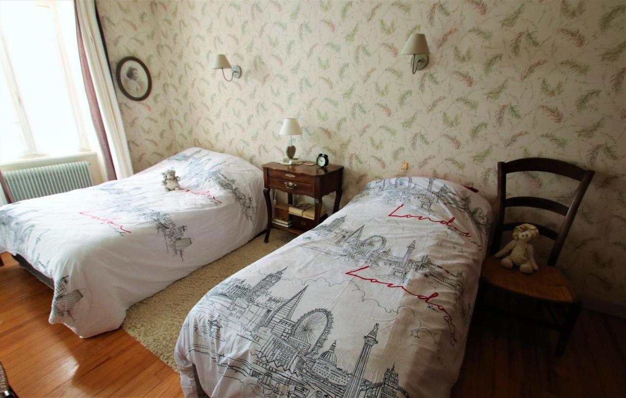 La Maison Des Chats Saint-Mary-le-Plain Екстериор снимка